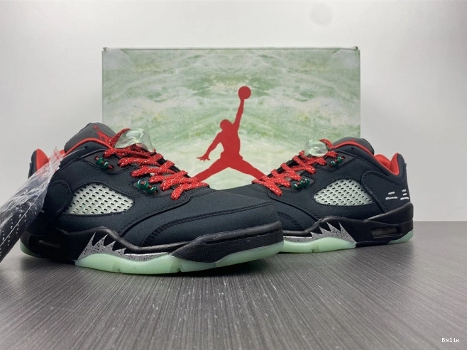 Bmlin 5 Jordan Anthracite Air Retro DM4640-036 0821